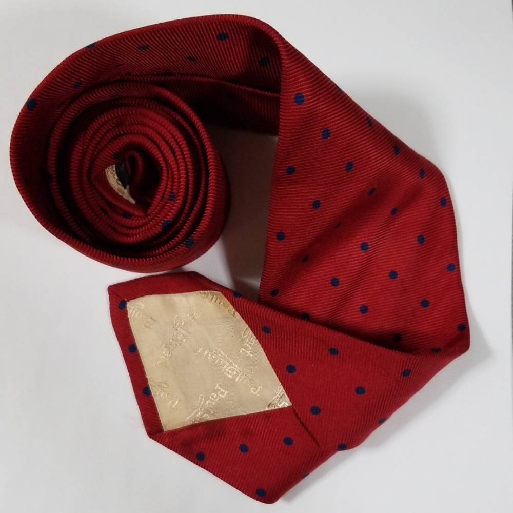 Paul Stuart tie.
